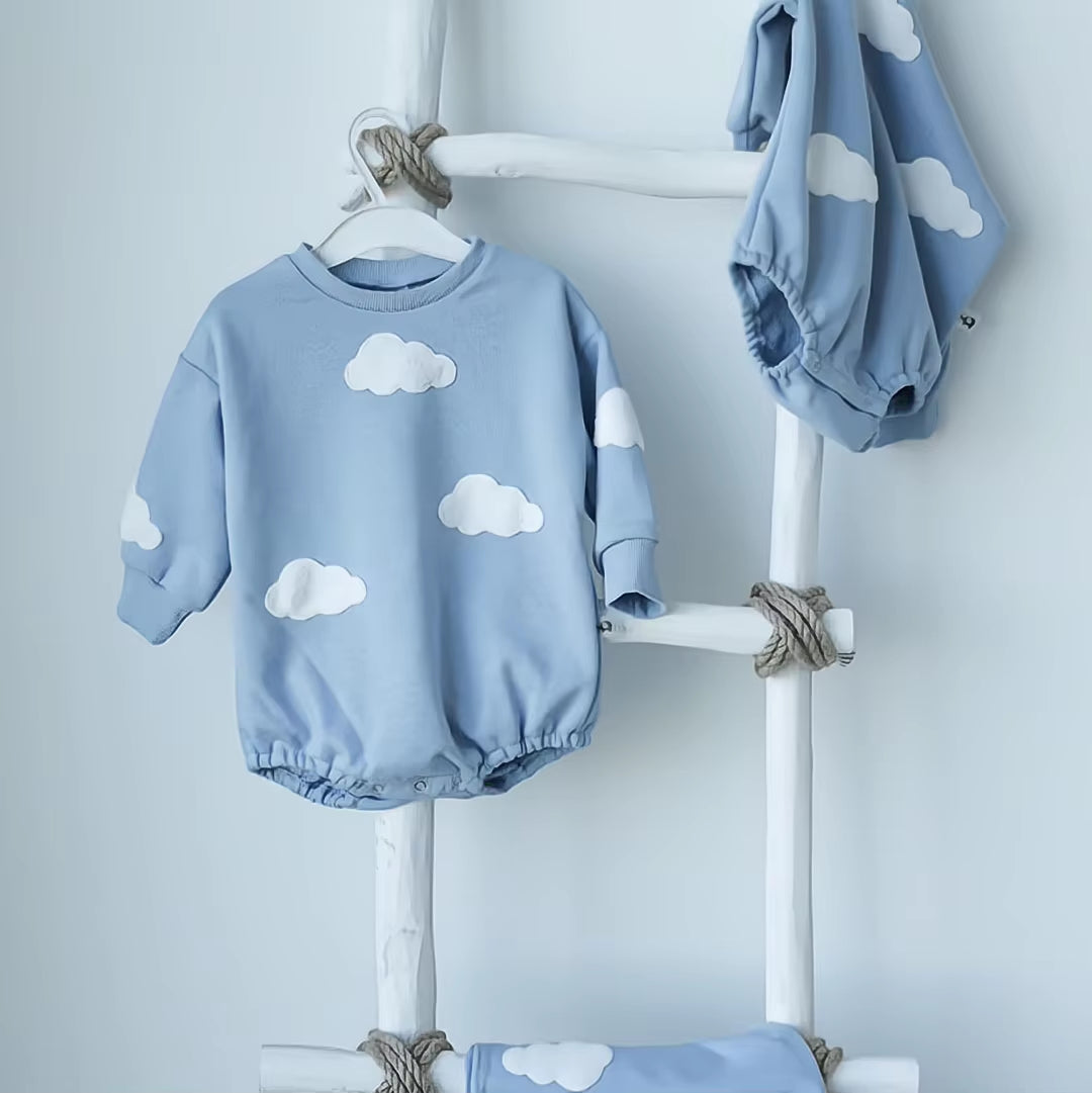 INS 2023 Spring Baby Clothes Cloud Sweatshirt Romper Baby Girl Boys Cotton Bodysuit Clothes Newborn 0 to 12 Months 24M Outerwear